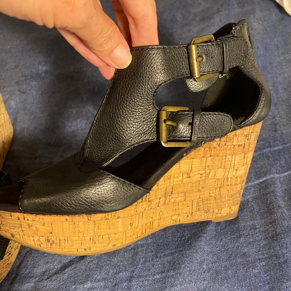 Nine west black wedge ☀️